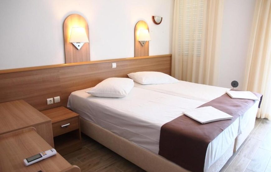 Hotel Aurora, Podgora 2025