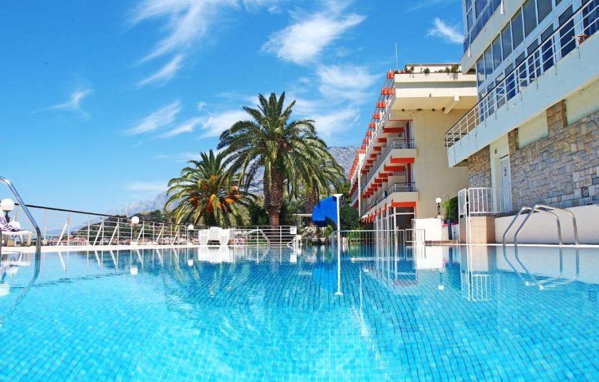 Hotel Aurora, Podgora 2025