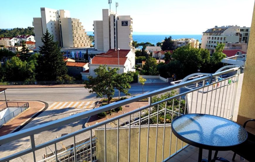 Vila Marko Babić, Makarska 2026.