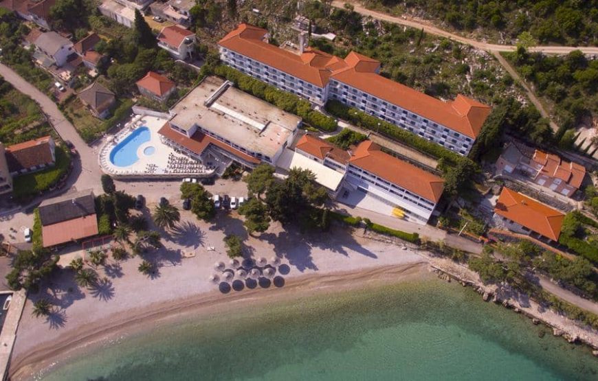 Hotel FARAON, Trpanj 2025.