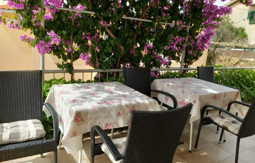 Apartmani Ursić, Makarska 2025.