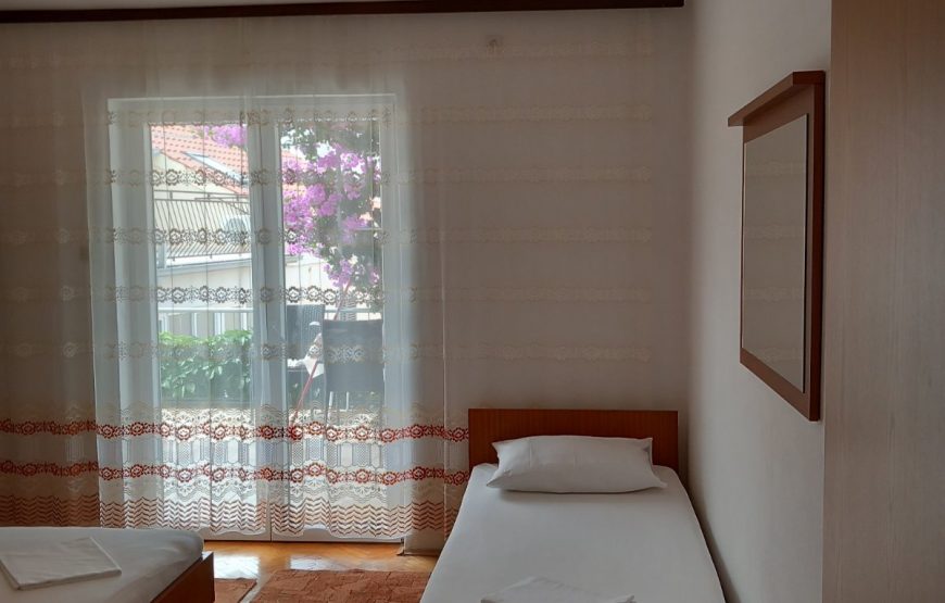 Apartmani Ursić, Makarska 2025.