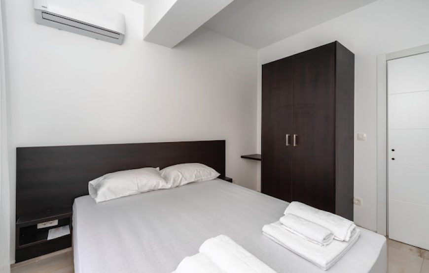 N Hotel, Sutomore